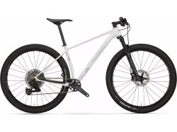 USAMA SL - U15 White, Black - Glossy